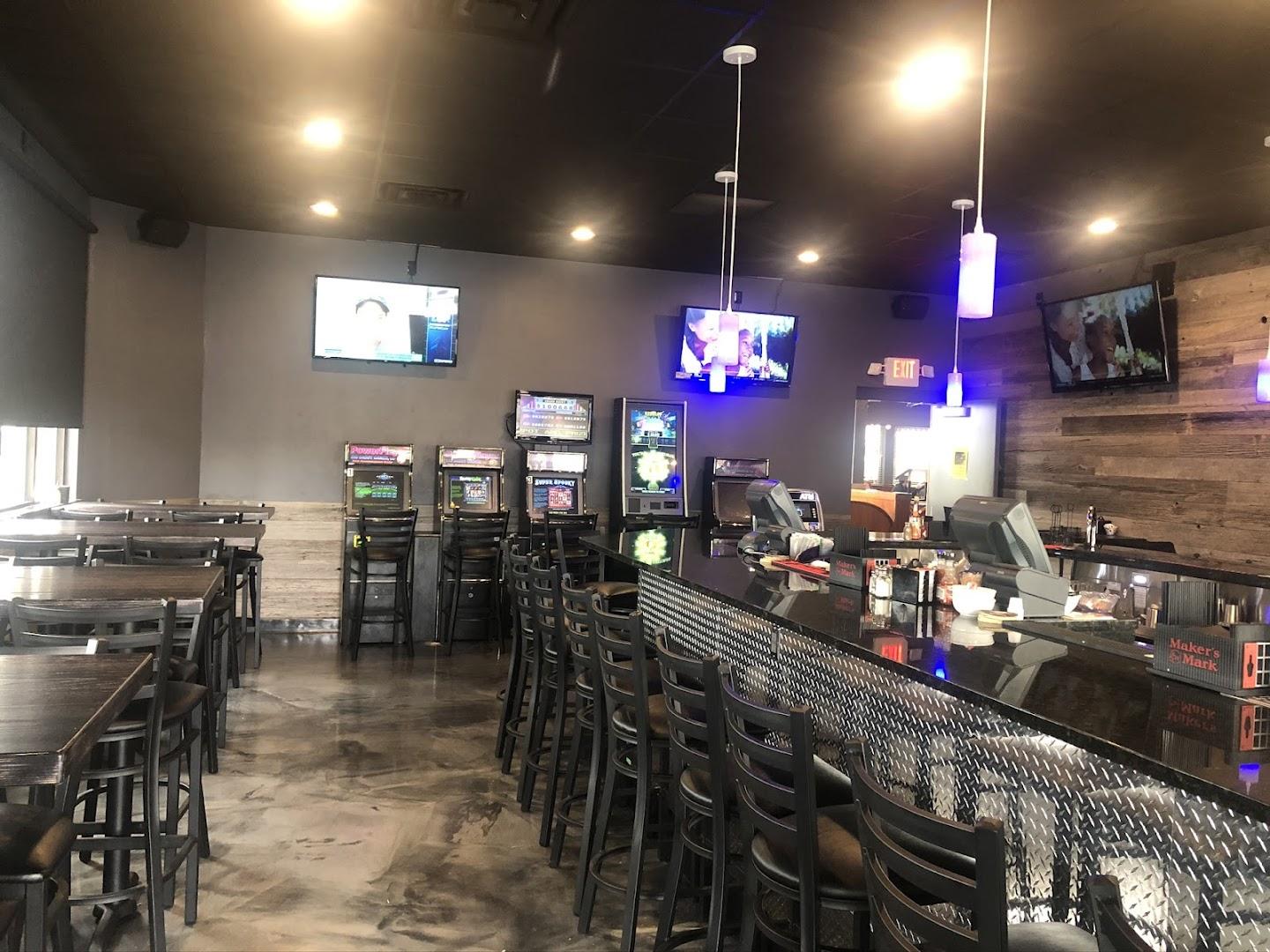 Faros Restaurant & Cocktails